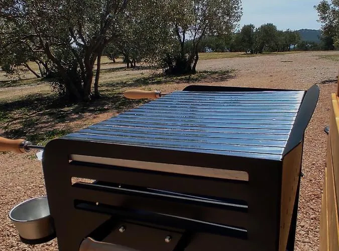 אתר קמפינג Zen Zone Premium Mobile דראגה