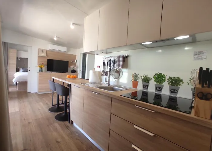 Zen Zone Premium Mobile אתר קמפינג דראגה