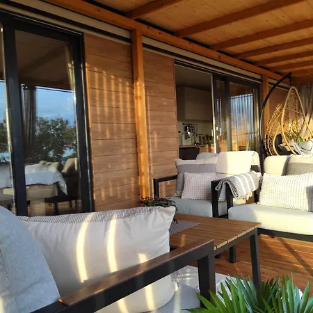 Zen Zone Premium Mobile Campsite Drage